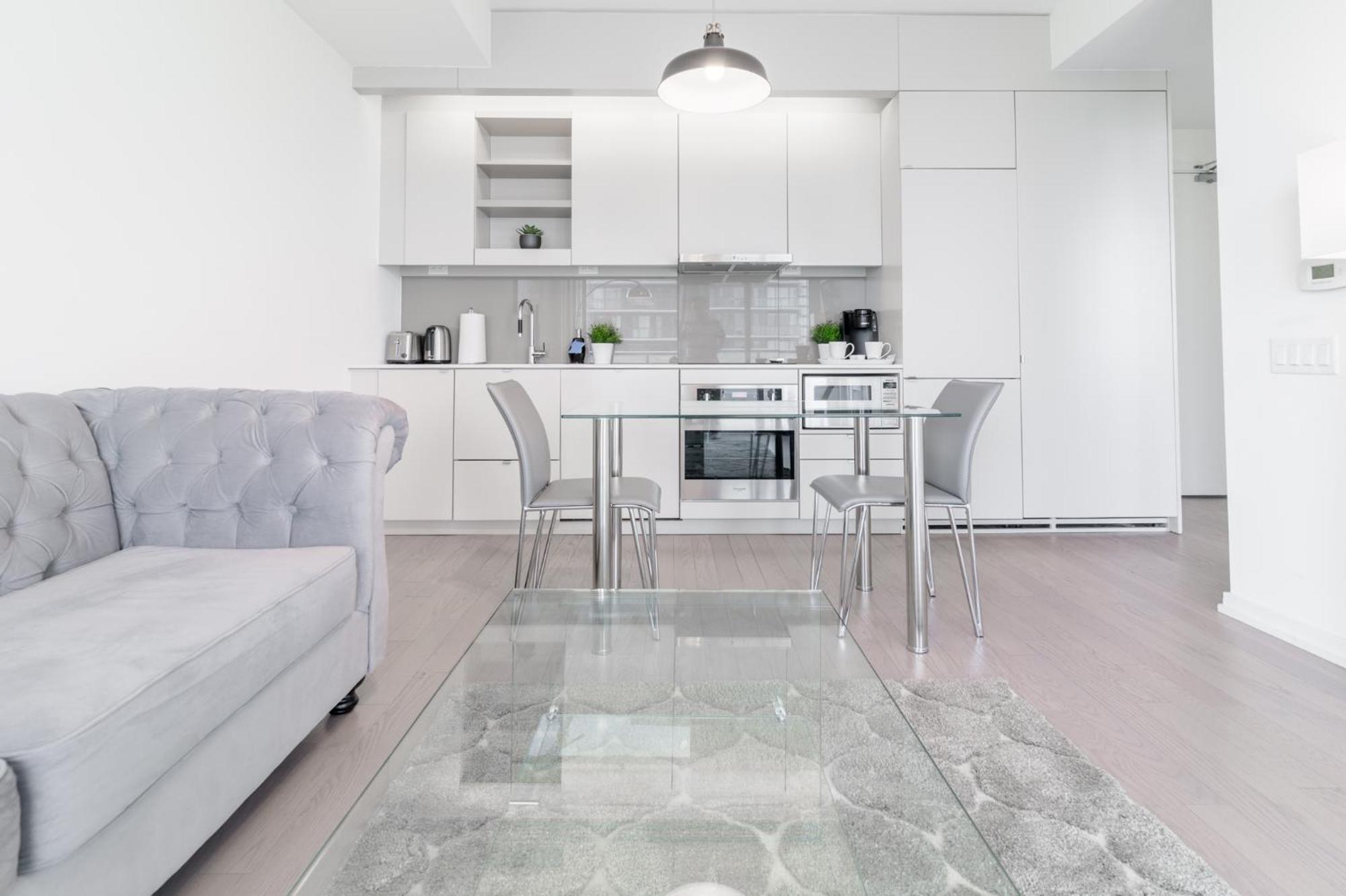 Premium Suite 39Th Fl - City View 토론토 외부 사진